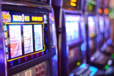 Live dealer dealing cards in No Commission Baccarat